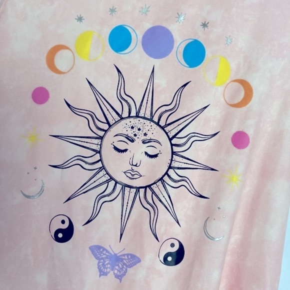 Noboundaries sz-L(11-13) tweenTop- sunDial- fun astrological design- peachy/Pink - Picture 8 of 16